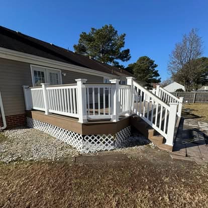 Gallery photos for Chesapeake Composite Deck: Elevated Outdoor Living: Image #2